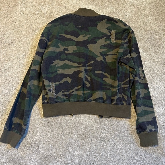 Camo Bomber Jacket - Picture 4 of 5